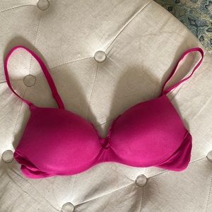 Victoria’s Secret Plunge Bra Size 34B